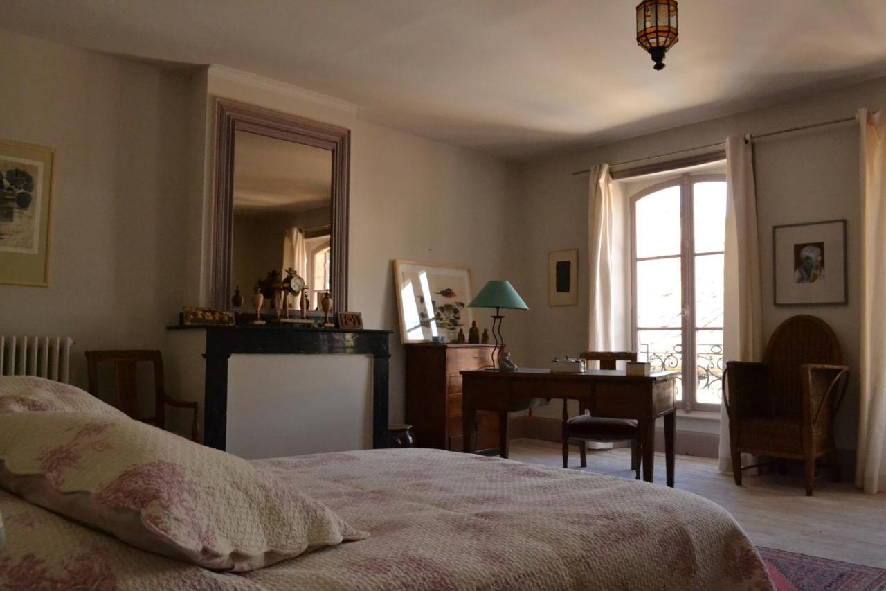 La chambre de Diane Lectoure Exterior foto